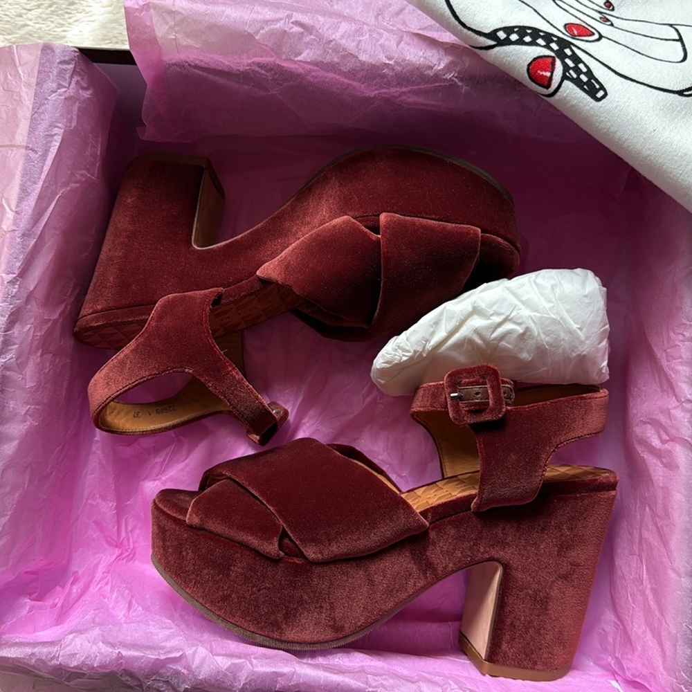 nib CHIE MIHARA ‘Dot’ Velour Platform Heel Sandals in Red size 7 - Picture 3 of 9